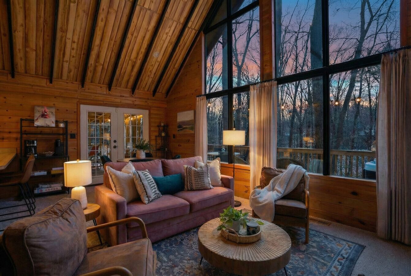 Smart TV, fireplace, DVD player, books