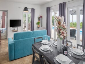 別墅 (Villa Tomicich - Three Bedroom Villa ) | 客廳