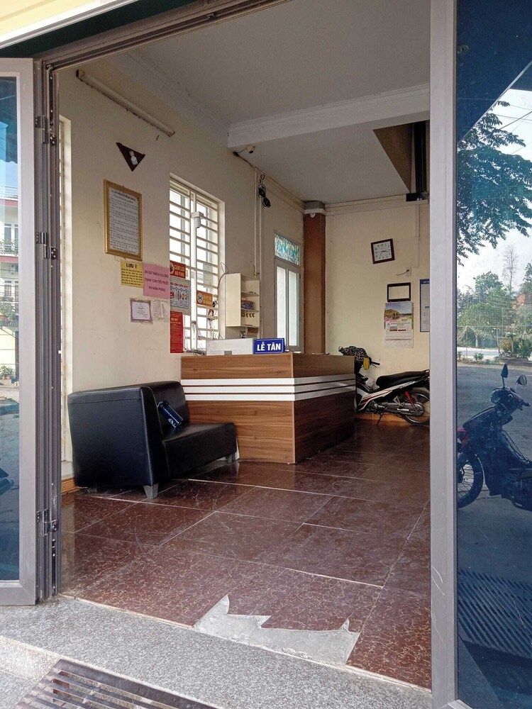 NHÀ NGHỈ DU LỊCH MINH LONG - Quảng Trường