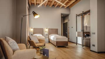 Quarto quádruplo família | 1 quarto, roupas de cama antialérgicas, cofres nos quartos