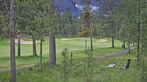 Golf - 7 Titleist-Sunriver, Oregon: Woodlands Golf Course View, Air Conditioning, SHARC Aquatics, BBQ, WiFi, Mt. Bachelor, Deschutes River, Tennis, Bike Paths (Sunriver)