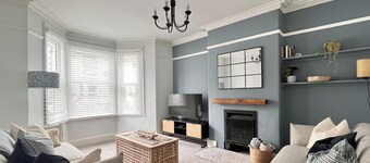 Seaside Haven at Willowdene Cottage