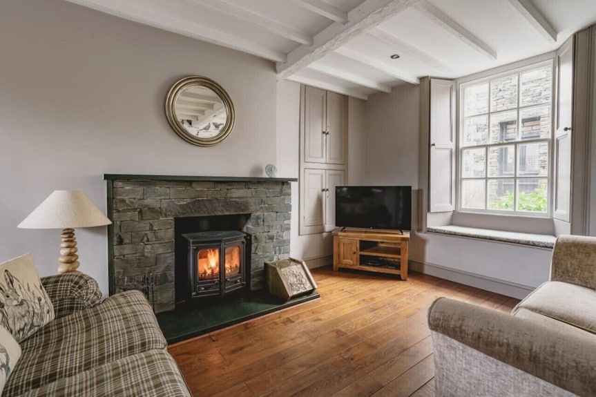Owd Pegs Cottage-traditional Cottage In The Centre - Windermere