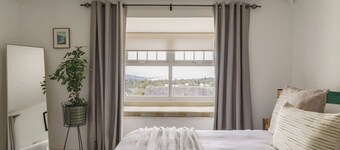 Heathmere-lovely views, free parking, pet friendly