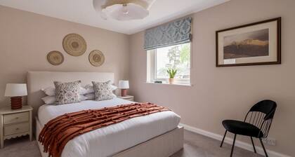 Oakbank-Central Grasmere