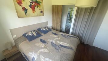 3 bedrooms, individually furnished, free WiFi