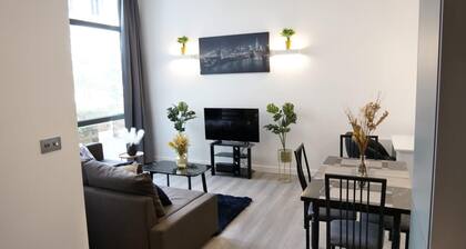 Capital Drive Cozy Apartment in Milton Keynes