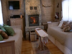 House (Two Bedroom Holiday Home with Terrace) | Living room