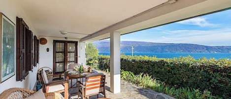 Apartment | Terrace/patio