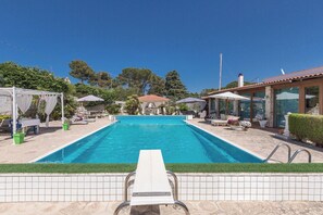 Seasonal outdoor pool