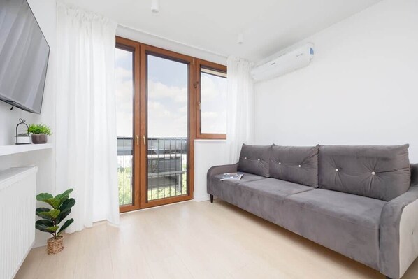 TV - Marszałkowska 111A | Bright Apartment | Center (Warszawa)