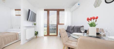 1 chambre, fer et planche à repasser, Wi-Fi, draps fournis