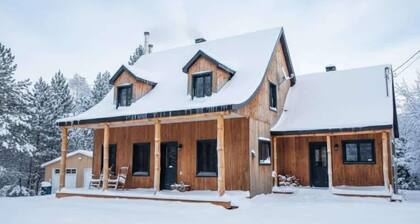 Au Chic Chalet des Chutes | Chic Chalet | Spa