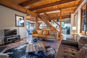 Televisie en een open haard