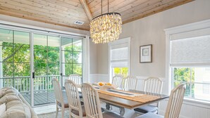 Dining - Walk to Beach | Updated Tybee Townhome (Tybee Island)