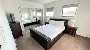 3 間睡房、書桌、熨斗/熨衫板、Wi-Fi