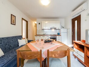 Appartement (Apartments Villa Pelegrin - Two Bedro) | Salle à manger