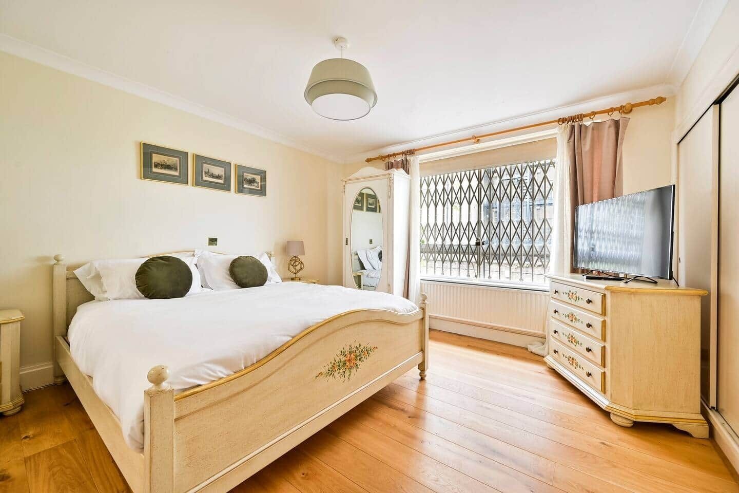 3 Schlafzimmer, Bügeleisen/Bügelbrett, WLAN, Bettwäsche