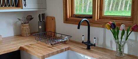 Cabin | Private kitchen | Fridge, stovetop, electric kettle