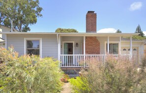 Exterior - 3941 Casaletto at 17 Mile Drive ~ Cozy and Updated (Pacific Grove)