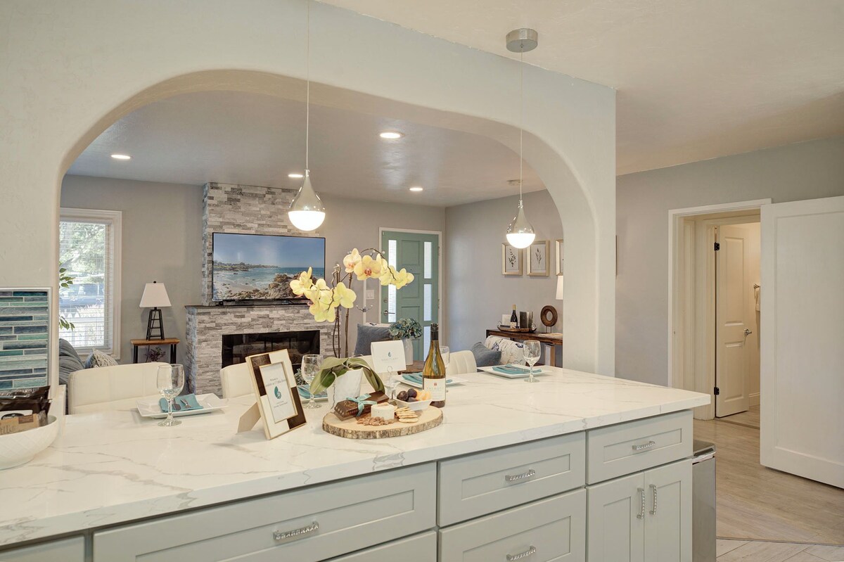 Photo 2 of 3941 Casaletto at 17 Mile Drive ~ Cozy and Updated