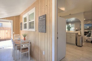 Dining - 3941 Casaletto at 17 Mile Drive ~ Cozy and Updated (Pacific Grove)