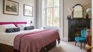 5 bedrooms, free WiFi, bed sheets