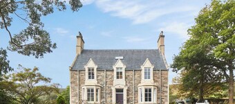 Coillemore House: Stylish Scottish Manor