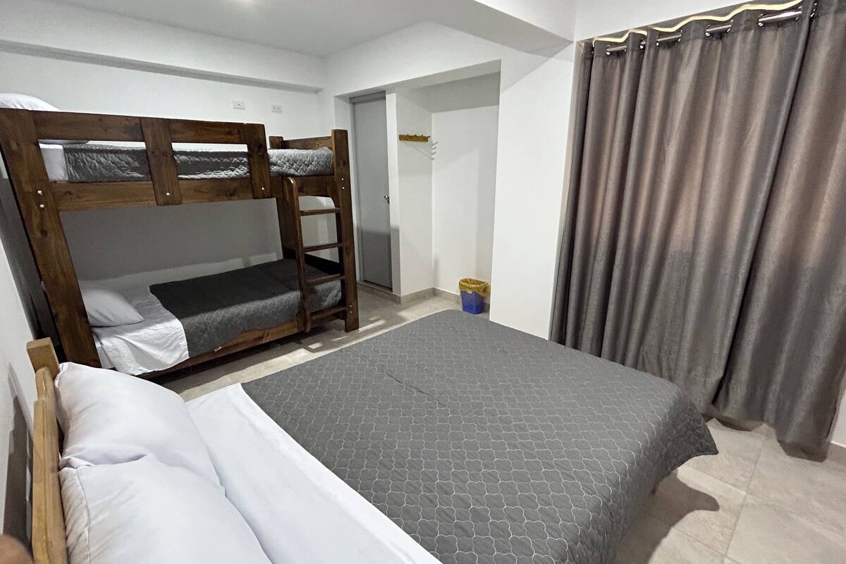 Comfort Triple Room | Hypo-allergenic bedding available, down comforters, WiFi (free)