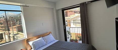 Comfort Double Room, Garden View | 1 bedroom, hypo-allergenic bedding, down comforters, free WiFi