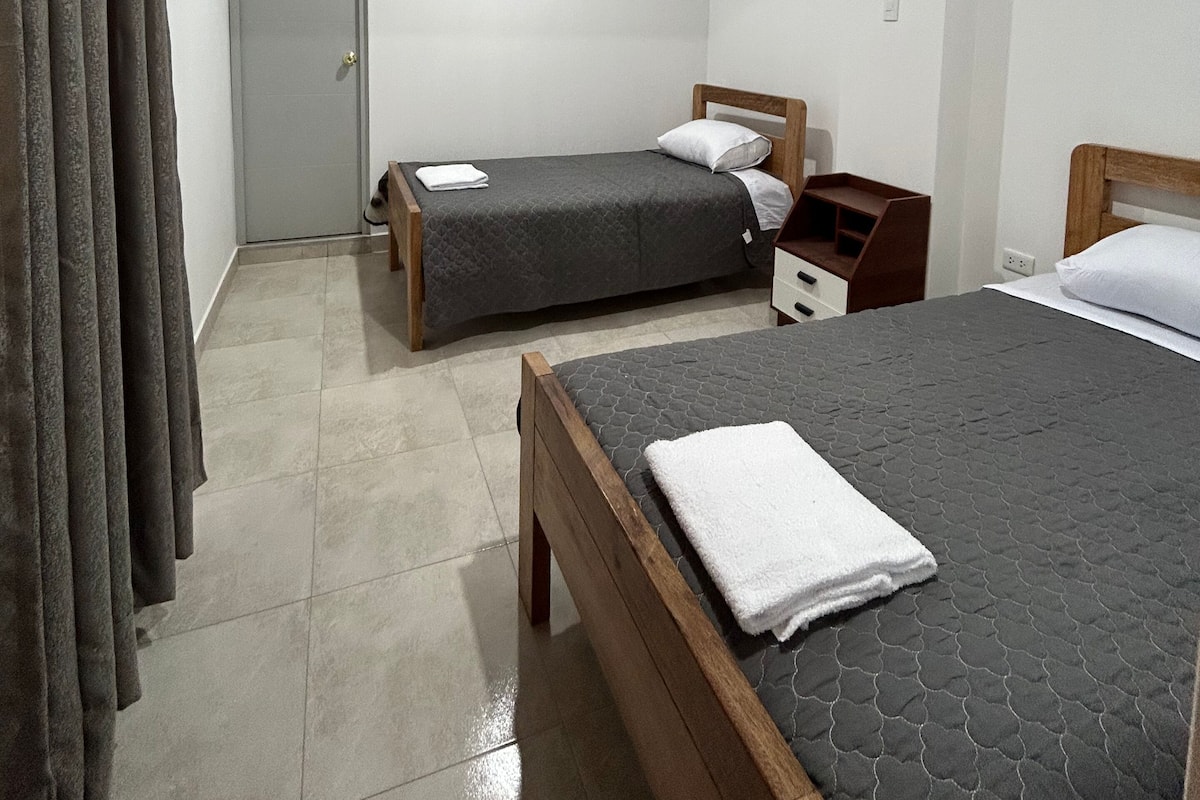 Comfort Twin Room | Hypo-allergenic bedding available, down comforters, WiFi (free)