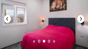 Apartemen (Apartments Andrea - Three Bedroom Apa) | 5 kamar tidur, tempat tidur bayi (biaya tambahan), dan Wi-Fi gratis
