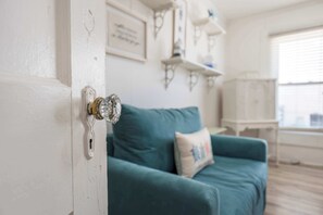 Televisión, oficina