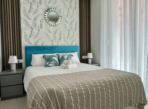 1 bedroom, iron/ironing board, WiFi, bed sheets - 5 min From the Beach - 1bdr Apt (València)