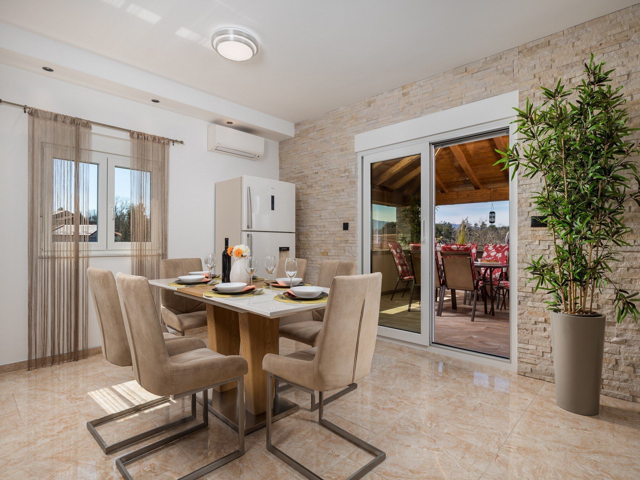 Villa (Villa Lemily - Five Bedroom Villa wit) | Comedor