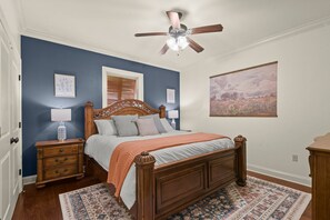 4 bedrooms, desk, iron/ironing board, travel cot