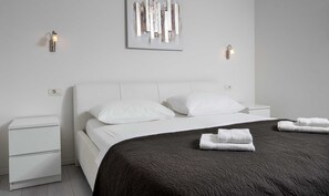 3 bedrooms, cots/infant beds, free WiFi - Apartment Villa Andelka (Split)