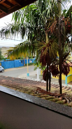 Kamar Quadruple Superior, balkon, pemandangan kota | Ruang kerja ramah laptop, setrika/meja setrika, dan Wi-Fi gratis