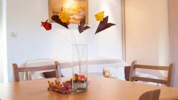 Apartment (Apartments Paula - Luxury One Bedroom) | Esszimmer