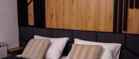 Apartment (Two Bedroom Apartment) | 2 bedrooms, cribs/infant beds, free WiFi