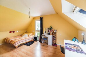 4 sovrum, resesäng, wi-fi och sängkläder