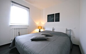 Villa (Three Bedroom Villa with Swimming Poo) | 3 bedrooms, cots/infant beds, free WiFi - Villa Gea (Barban)