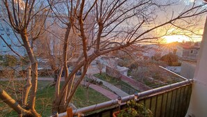 Leilighet (One Bedroom Apartment with Balcony) | Balkong