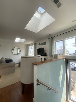 Smart-TV, peis og bordtennis