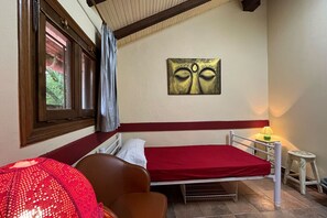 3 bedrooms, WiFi, bed sheets - Albergue - Hostel - Alquiler Casa Completa. Ideal Grupos, Niñ@s, Mascotas (Errigoiti)