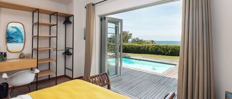 5 habitaciones, tabla de planchar con plancha y wifi gratis