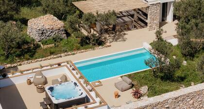 Villa Manolo offers an array of amenities set amidst the enchanting olive garden
