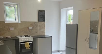 Redbridge Studio Retreat