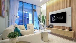 Apartment - Elite LUX Holiday Homes - Elegant 2BR Suite in Business Bay Dubai (Dubai)