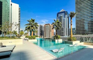 Room - Elite LUX Holiday Homes - 2BR Suite of Elegance in Business Bay Dubai (Dubai)